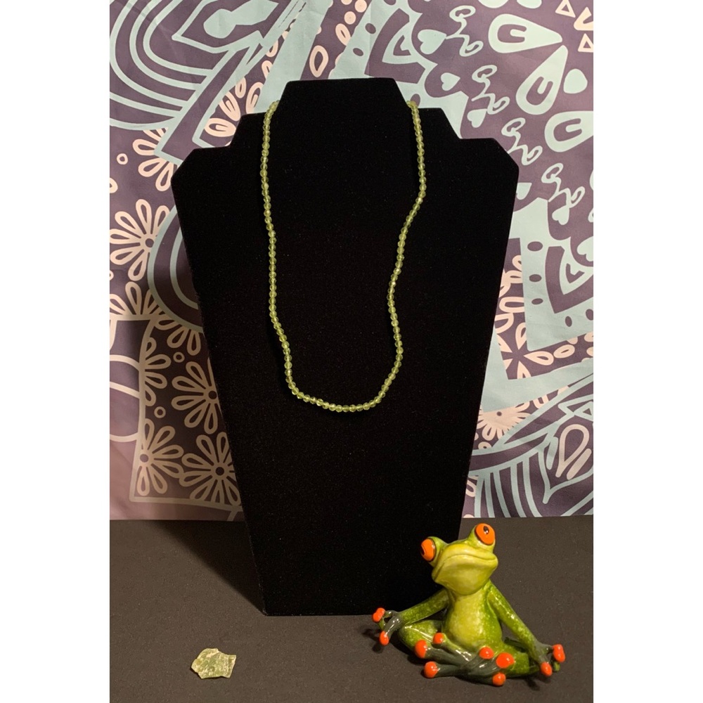 Peridot necklace with peridot crystal piece